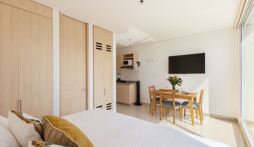 Apartment (DR01J)