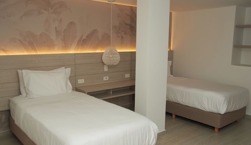 Standard Twin Room