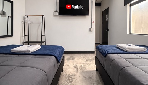 Triple Room, A