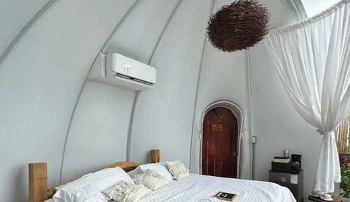 Comfort Tent, Lake View