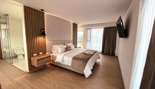 Deluxe Suite, Mountain View