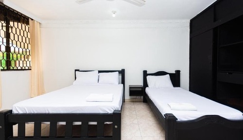 Twin Room, Multiple Beds, Air conditioning
