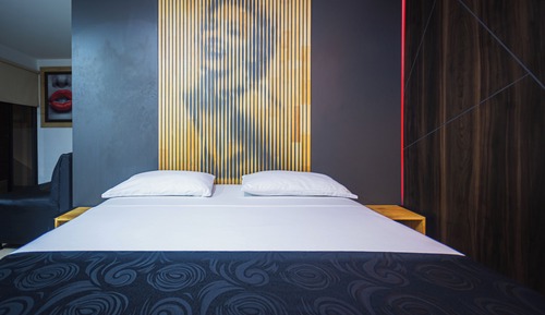 Deluxe Suite, Balcony, City View