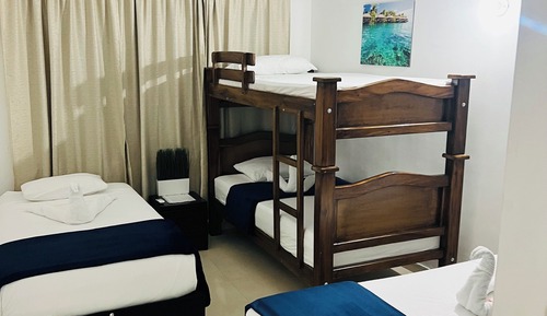 Double Room, Multiple Beds, Non Smoking, Air conditioning