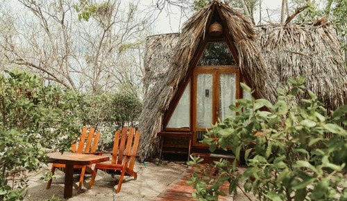 Bungalow, Garden View