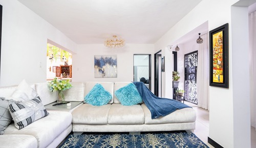 House, Multiple Bedrooms