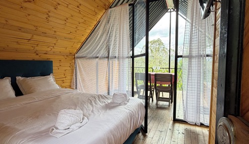 Luxury Cabin, Mountain View