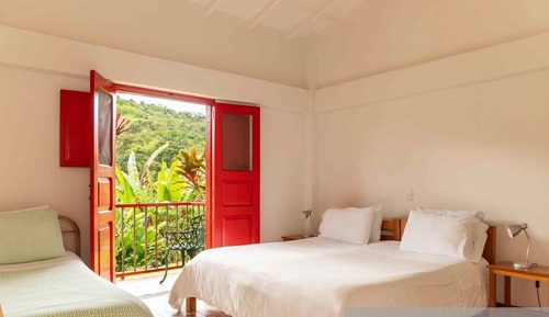 Moka COFFEE LODGE, 1 double and single bed or 3 singles, private bathroom, garden views