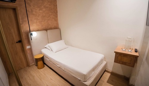 Room, 1 Twin Bed, Private Bathroom