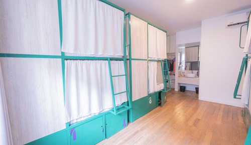 Shared Dormitory, Women only, Private Bathroom