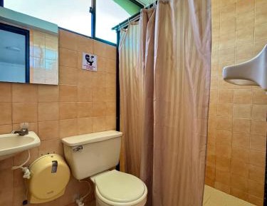 Triple Room with Private Bathroom
