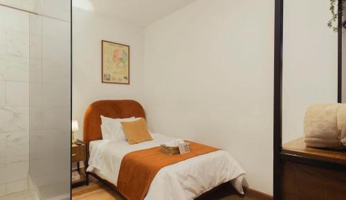Deluxe Single Room