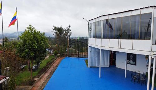 Deluxe One-Bedroom Apartment with Garden View