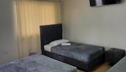 Triple Room with Private Bathroom