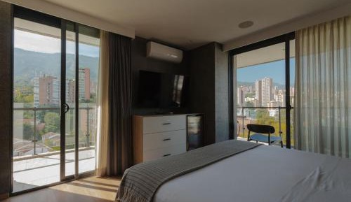 One-Bedroom Apartment with View
