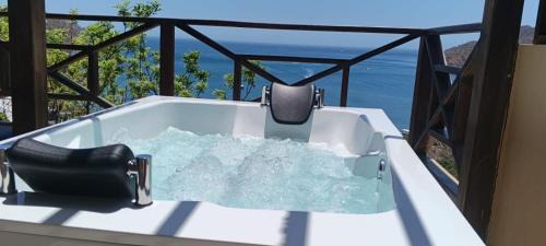 Triple Room with Sea View