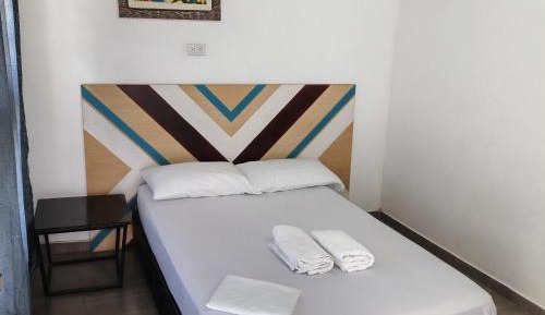 Room #1594403410