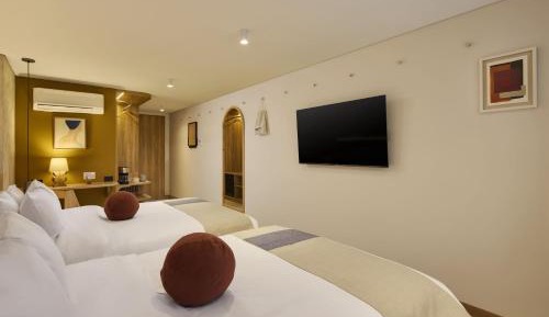 Standard Double Suite