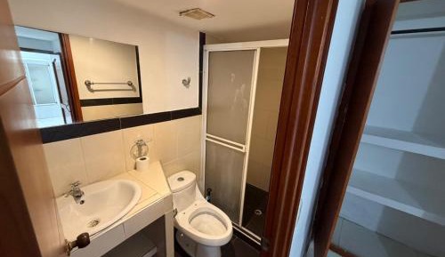Single Room with Private Bathroom