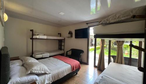 Quadruple Room with Private Bathroom