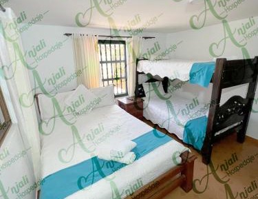 Quadruple Room with Private Bathroom