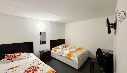 Twin Room with Private Bathroom