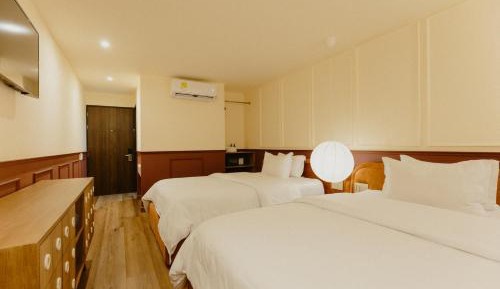 Superior Double Room with Two Double Beds