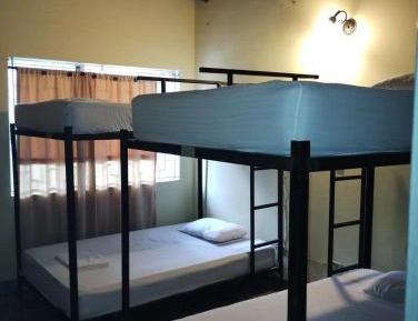 Quadruple Room with Shared Bathroom