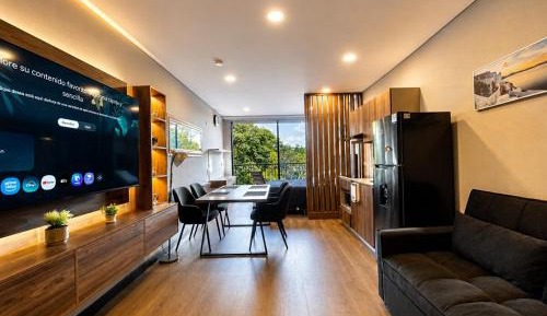 One-Bedroom Deluxe Apartment