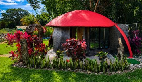 Deluxe Bungalow with Garden View