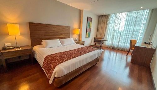 Standard King Room