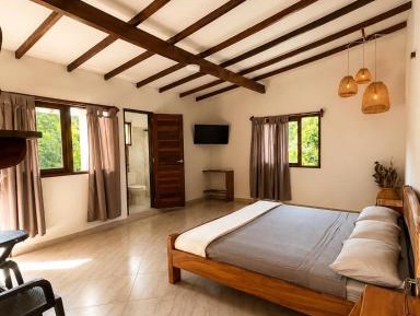 Standard Double Suite
