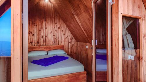 Standard Double Room with Shared Bathroom
