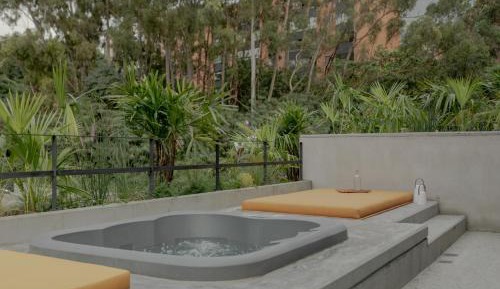 King Suite with Spa Bath