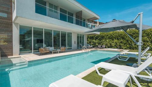 Deluxe Villa