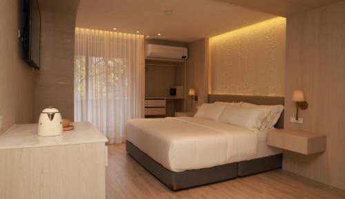 Suite with Balcony