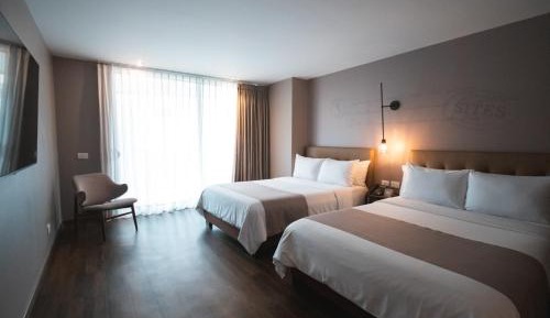 Deluxe Queen Room with Two Queen Beds