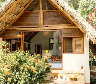 Deluxe Bungalow with Garden View
