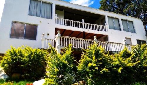 Three-Bedroom Vacation Home 