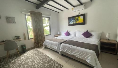 Deluxe Twin Room