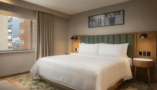 Junior King Suite