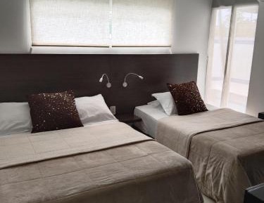 Twin Room with Private Bathroom