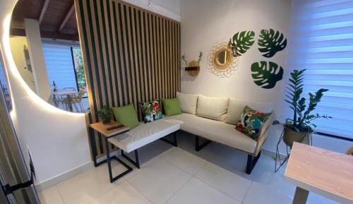 One-Bedroom Deluxe Apartment