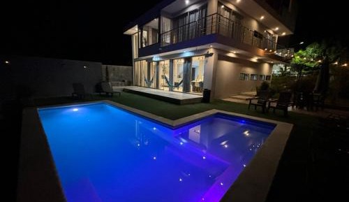 Deluxe Villa