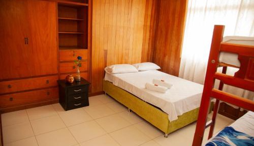 Basic Triple Room with Shared Bathroom