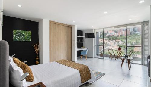 Studio with Balcony
