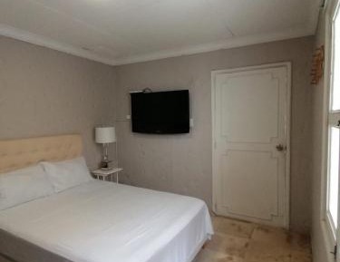 Quadruple Room with Shared Bathroom