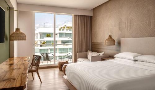Guest room, 1 King, Sofa bed, Partial ocean view, Balcony