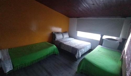 Quadruple Room with Shared Bathroom