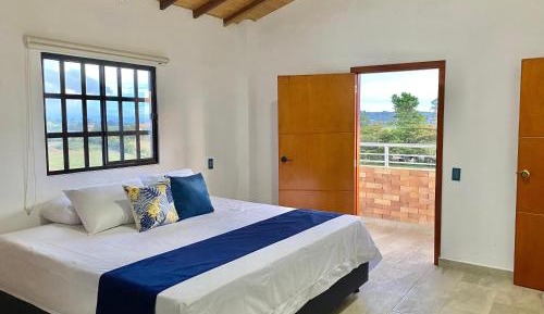 Suite with Mountain View